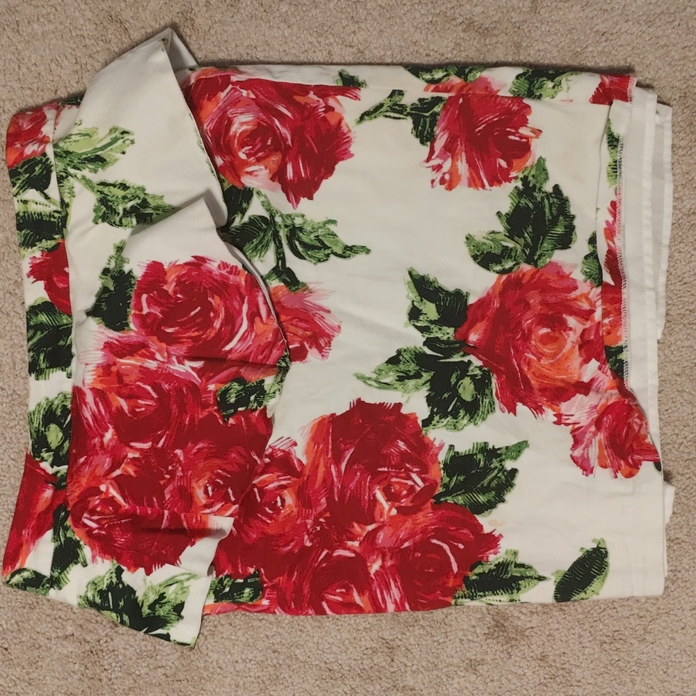 Floral mini pencil skirt